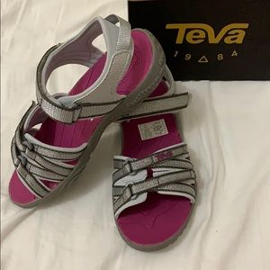 Teva Kids Tirra Sandals Silver/Majenta